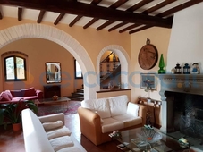 Villa in vendita in Chianti, Montevarchi