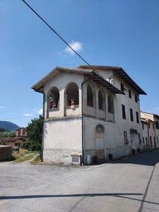 Appartamento da ristrutturare in zona Balbano a Lucca