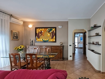 Appartamento in vendita a Brugherio Monza Brianza