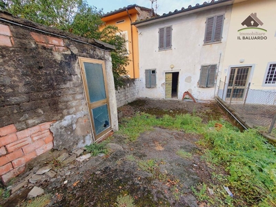 Appartamento in vendita a Capannori Lucca Guamo