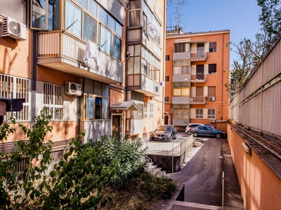 Appartamento in Via Cesare Beccaria 12 in zona Cibali a Catania