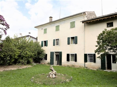 Casa semi indipendente in Via Dei Martiri, 1 in zona Vicinale a Buttrio
