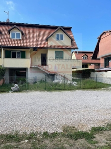 Villa in vendita a Giugliano in Campania - Zona: Varcaturo