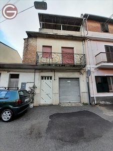 Casa indipendente in Via Marsala 17, Polistena, 2 bagni, 188 m²