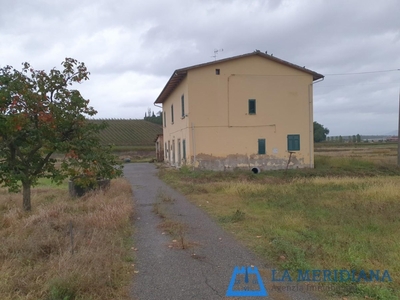 Casa singola a Cerreto Guidi, 12 locali, 3 bagni, giardino privato