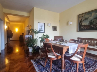 In Vendita: Elegante Appartamento nel Cuore di Firenze