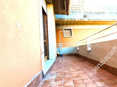 Quadrilocale a Massa, 2 bagni, 100 m², 3° piano, terrazzo, 1 balcone