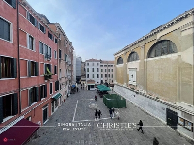 Appartamento in Vendita in San Polo a Venezia