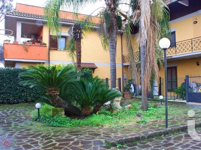 Appartamento in Vendita in Via Carlo Anti a Roma