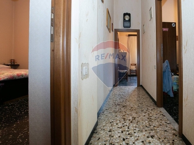 Appartamento in Via Circonvallazione, Campomorone, 6 locali, 1 bagno