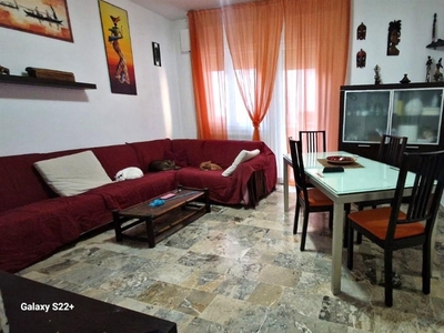 Appartamento in Via Granatieri di Sardegna, Chioggia, 5 locali, 90 m²