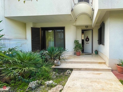 Casa Bi/Trifamiliare in Vendita in Via Santa Barbara 2 a Capurso