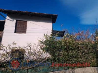 Casa indipendente in affitto a Castellamonte