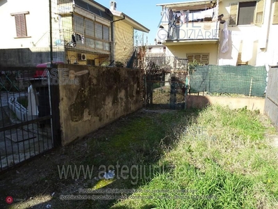 Garage/Posto auto in Vendita in a Monsummano Terme