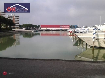 Garage/Posto auto in Vendita in Viale dei Coralli a Latisana