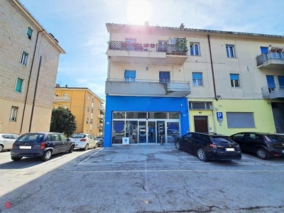Negozio/Locale commerciale in Vendita in Via Emanuele Filiberto 41 a Macerata