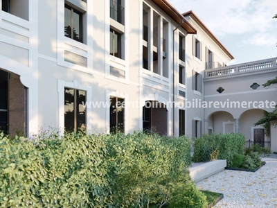 Trilocale in Piazzale Banfi, Carnate, 2 bagni, 123 m², 1° piano