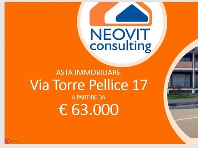 Ufficio in Vendita in Via Torre Pellice 17 a Torino