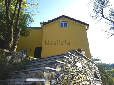 Prestigiosa villa di 280 mq in vendita, Via Carbonara, Recco, Liguria