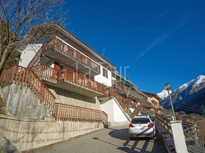 Appartamento in vendita a Valpelline frazione Les Prailles, 45