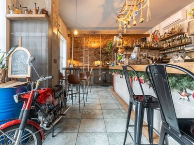 Bar in vendita a Legnano