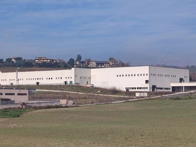 Capannone Industriale in vendita a Benevento benevento Ponte Valentino,44