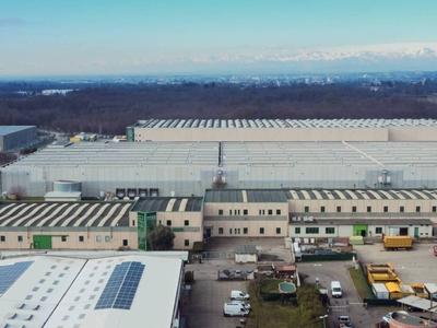 Capannone Industriale in vendita a Fagnano Olona via Nobile