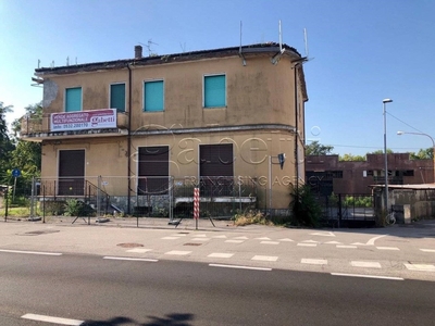 Capannone Industriale in vendita a Ferrara via Modena, 23