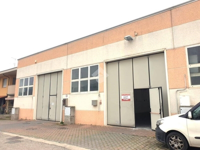 Capannone Industriale in vendita a Rimini via Casalecchio, 35