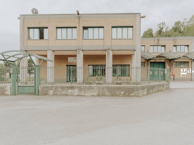 Capannone Industriale in vendita a Santa Maria Hoè via cenisio, 1