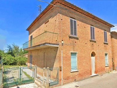 Casa Indipendente in vendita a Montepulciano via Sandro Pertini