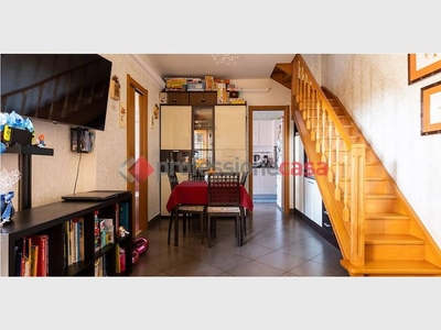 Appartamento in vendita a Pomezia, Via Volterra - Pomezia, RM