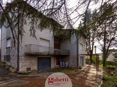 Villa in vendita a Todi vocabolo Castello di Pantalla, 2