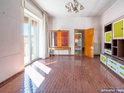 Appartamenti Palo del Colle Via Monza 3 cucina: Abitabile,