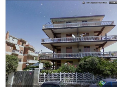 Affitto Appartamento Vacanze a Pomezia, Frazione Torvaianica Alta, Via Lima 1