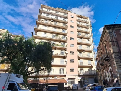 Appartamento in Vendita in Piazza Duca di Camastra 25 a Catania