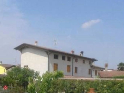 Stabile / Palazzo in Vendita in Via Doltra 63 a Isola della Scala