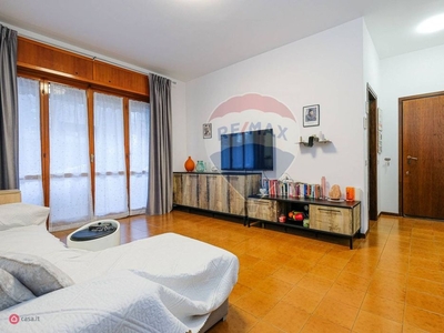 Appartamento in Vendita in Via Enrico Morali a Bergamo
