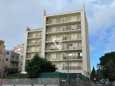 Appartamento in Vendita in Via Giosuè Carducci 2 a Loano