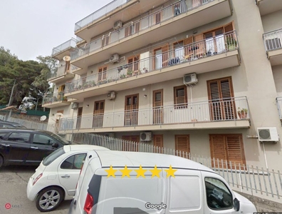 Appartamento in Vendita in Via Giovanni Verga a Acireale