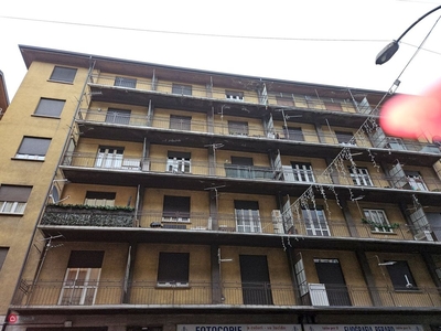 Appartamento in Vendita in Via Lys a Aosta