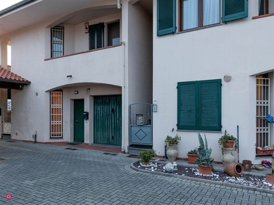 Appartamento in Vendita in Via Pigafetta 143 -35 a Ponsacco