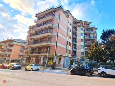 Appartamento in Vendita in Via Salvatore Pescatori 14 a Avellino