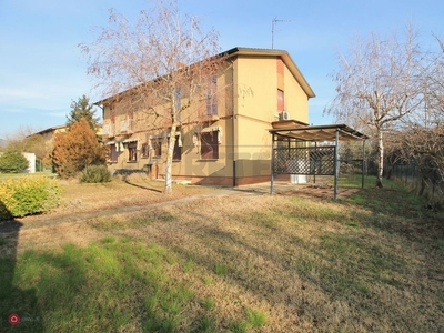 Casa Bi/Trifamiliare in Vendita in Via Bartolomeo Frigo 6 a Montebello Vicentino