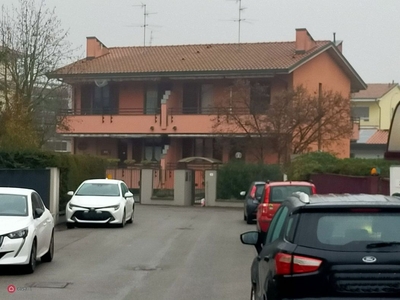 Villa in Vendita in Via Pietro Ferrabini 12 a Lodi