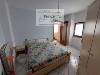 Casa indipendente di 120 mq in vendita - Pettenasco