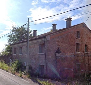 Casa indipendente in Via della Valle, Legnago, 12 locali, 3 bagni