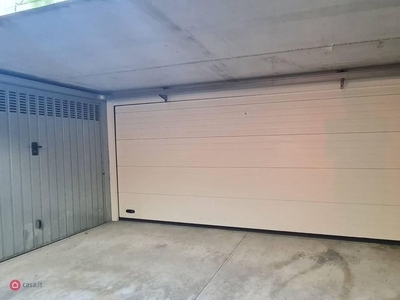 Garage/Posto auto in Vendita in Via Friuli 21 a Lainate