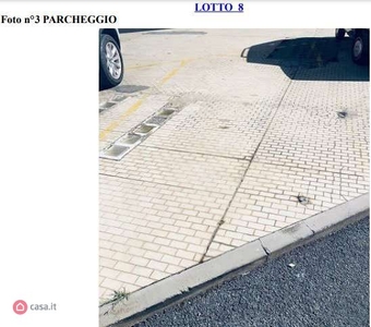 Garage/Posto auto in Vendita in Via Sant'Erasmo a Taggia