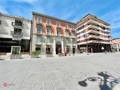 Negozio/Locale commerciale in Vendita in Corso Vittorio Emanuele II a Monteforte Irpino